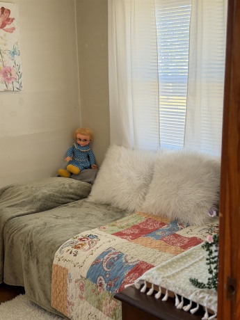 1114 6th, MENDOTA, Illinois 61342, 2 Bedrooms Bedrooms, ,1 BathroomBathrooms,House,For Sale,6th,202600924