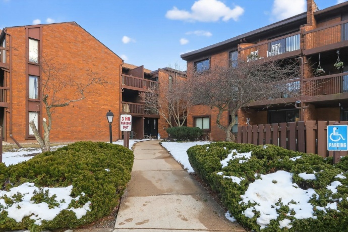 2929 Sunnyside #303A, ROCKFORD, Illinois 61114, 1 Bedroom Bedrooms, ,1 BathroomBathrooms,Condominium,For Sale,Sunnyside #303A,202600923