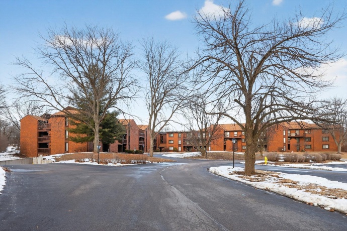 2929 Sunnyside #303A, ROCKFORD, Illinois 61114, 1 Bedroom Bedrooms, ,1 BathroomBathrooms,Condominium,For Sale,Sunnyside #303A,202600923