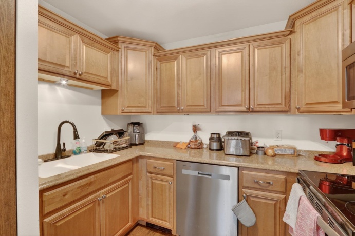 2929 Sunnyside #303A, ROCKFORD, Illinois 61114, 1 Bedroom Bedrooms, ,1 BathroomBathrooms,Condominium,For Sale,Sunnyside #303A,202600923