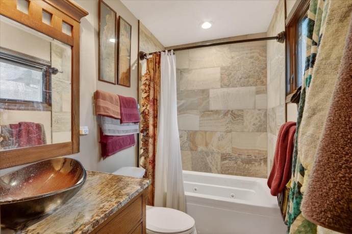 3941 Joan, ROSCOE, Illinois 61073, 5 Bedrooms Bedrooms, ,3 BathroomsBathrooms,House,For Sale,Joan,202600925