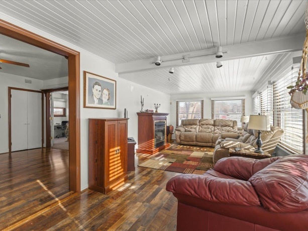 5165 Browns Beach, ROCKFORD, Illinois 61103, 2 Bedrooms Bedrooms, ,1 BathroomBathrooms,House,For Sale,Browns Beach,202600926