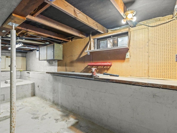 5165 Browns Beach, ROCKFORD, Illinois 61103, 2 Bedrooms Bedrooms, ,1 BathroomBathrooms,House,For Sale,Browns Beach,202600926