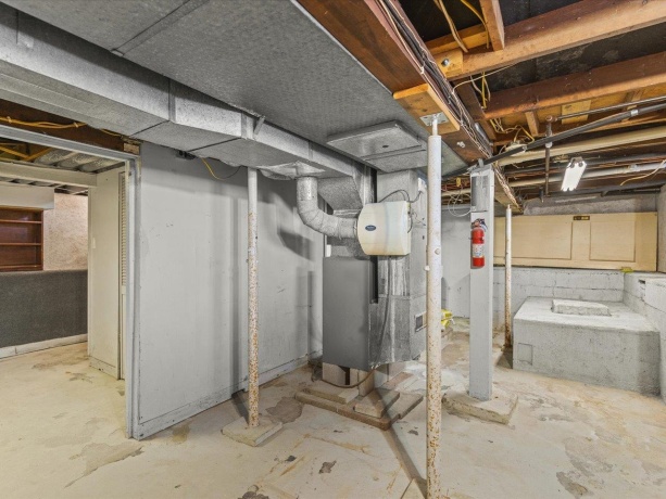 5165 Browns Beach, ROCKFORD, Illinois 61103, 2 Bedrooms Bedrooms, ,1 BathroomBathrooms,House,For Sale,Browns Beach,202600926