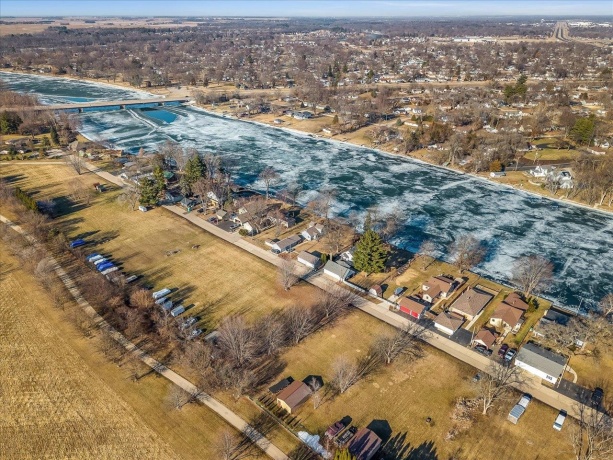 5165 Browns Beach, ROCKFORD, Illinois 61103, 2 Bedrooms Bedrooms, ,1 BathroomBathrooms,House,For Sale,Browns Beach,202600926