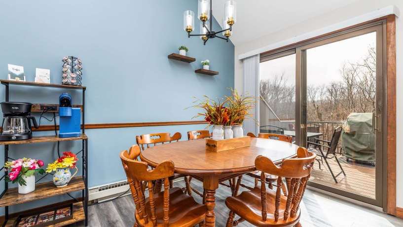 106 Plum Cove, GALENA, Illinois 61036, 2 Bedrooms Bedrooms, ,2 BathroomsBathrooms,Condominium,For Sale,Plum Cove,202600929