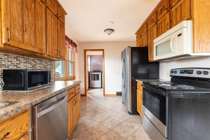 526 Simmons, STOCKTON, Illinois 61085, 2 Bedrooms Bedrooms, ,1 BathroomBathrooms,House,For Sale,Simmons,202600931