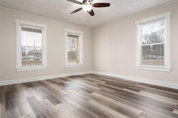 121 Green, ROCKTON, Illinois 61072, 4 Bedrooms Bedrooms, ,2 BathroomsBathrooms,House,For Sale,Green,202600932