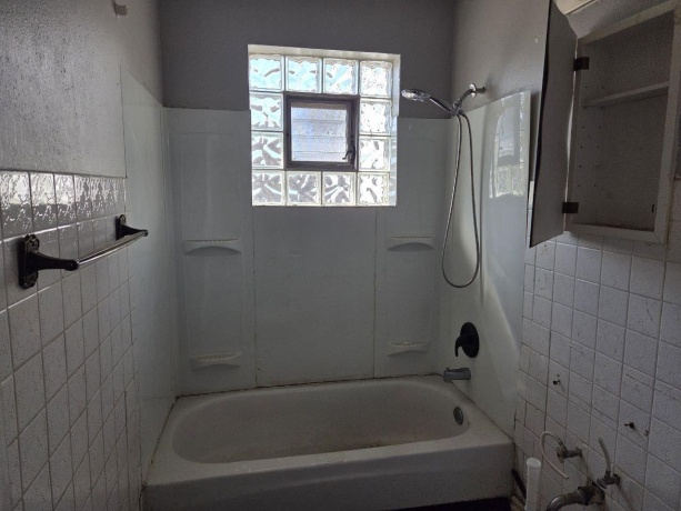 3724 Saint Paul, BELLWOOD, Illinois 60104, 3 Bedrooms Bedrooms, ,1 BathroomBathrooms,House,For Sale,Saint Paul,202600941