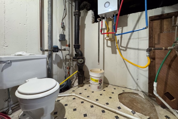 2710 Hickory Lawn, ROCKFORD, Illinois 61107, 3 Bedrooms Bedrooms, ,2 BathroomsBathrooms,House,For Sale,Hickory Lawn,202600943