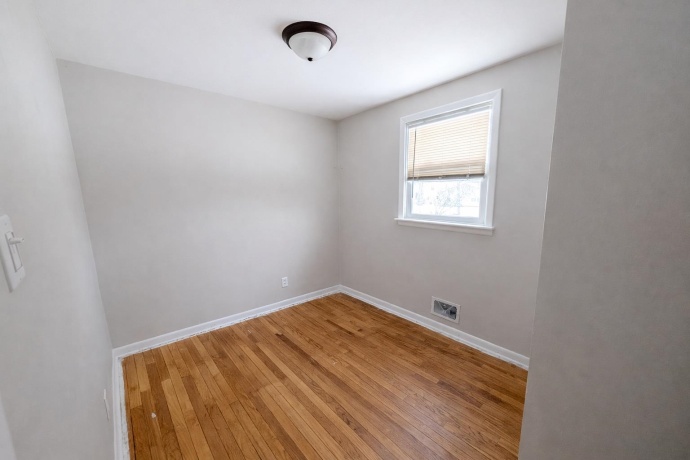 530 Wilshire, MACHESNEY PARK, Illinois 61115, 3 Bedrooms Bedrooms, ,1 BathroomBathrooms,House,For Sale,Wilshire,202600944