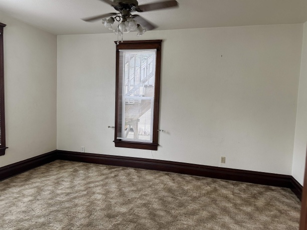 408 West, FREEPORT, Illinois 61032, ,2 Units,For Sale,West,202600947