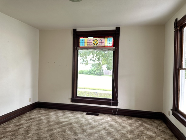 408 West, FREEPORT, Illinois 61032, ,2 Units,For Sale,West,202600947