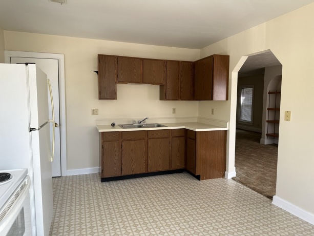 408 West, FREEPORT, Illinois 61032, ,2 Units,For Sale,West,202600947