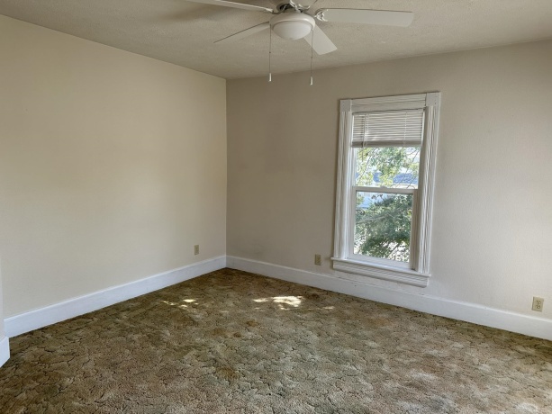 408 West, FREEPORT, Illinois 61032, ,2 Units,For Sale,West,202600947