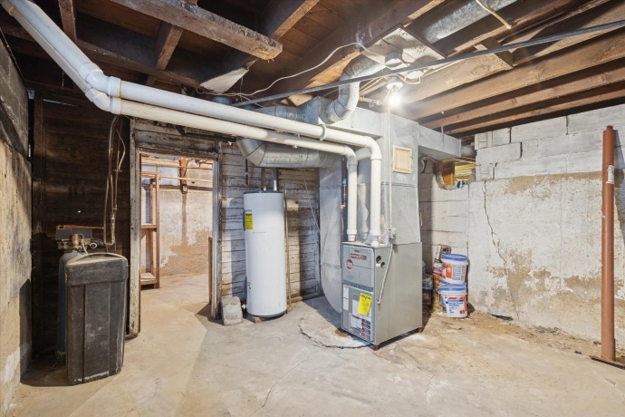 2226 8th, MONROE, Wisconsin 53566, 3 Bedrooms Bedrooms, ,1 BathroomBathrooms,House,For Sale,8th,202507199