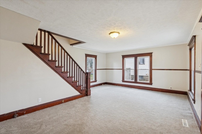 2226 8th, MONROE, Wisconsin 53566, 3 Bedrooms Bedrooms, ,1 BathroomBathrooms,House,For Sale,8th,202507199