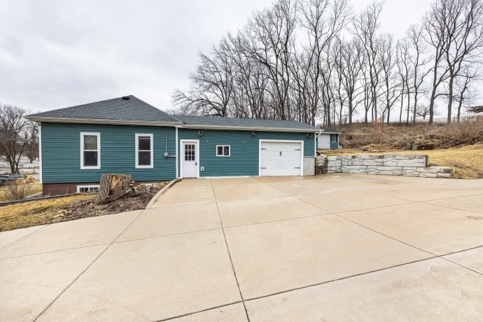 438 Ravine, DARLINGTON, Wisconsin 53530, 2 Bedrooms Bedrooms, ,1 BathroomBathrooms,House,For Sale,Ravine,202600939