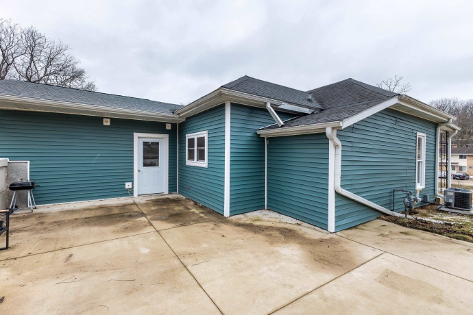 438 Ravine, DARLINGTON, Wisconsin 53530, 2 Bedrooms Bedrooms, ,1 BathroomBathrooms,House,For Sale,Ravine,202600939