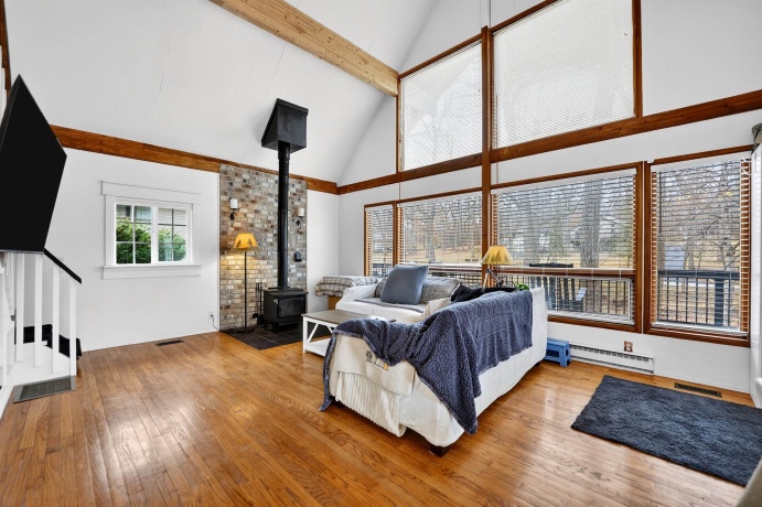 2217 gainsboro, LAKE SUMMERSET, Illinois 61019, 2 Bedrooms Bedrooms, ,1 BathroomBathrooms,House,For Sale,gainsboro,202600951