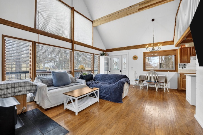 2217 gainsboro, LAKE SUMMERSET, Illinois 61019, 2 Bedrooms Bedrooms, ,1 BathroomBathrooms,House,For Sale,gainsboro,202600951