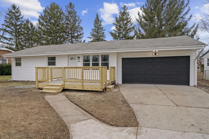 2207 Maple, LOVES PARK, Illinois 61111, 3 Bedrooms Bedrooms, ,1 BathroomBathrooms,House,For Sale,Maple,202600953