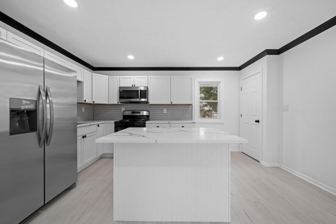 2207 Maple, LOVES PARK, Illinois 61111, 3 Bedrooms Bedrooms, ,1 BathroomBathrooms,House,For Sale,Maple,202600953