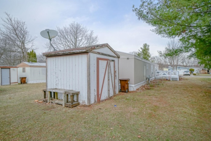 611 Wood, BELVIDERE, Illinois 61008, 2 Bedrooms Bedrooms, ,1 BathroomBathrooms,House,For Sale,Wood,202600960