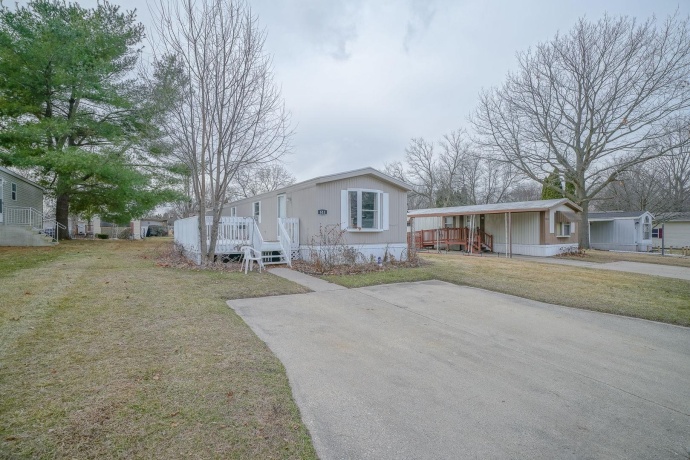 611 Wood, BELVIDERE, Illinois 61008, 2 Bedrooms Bedrooms, ,1 BathroomBathrooms,House,For Sale,Wood,202600960