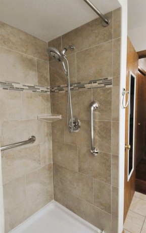 6885 REDANSA, ROCKFORD, Illinois 61108, 2 Bedrooms Bedrooms, ,2 BathroomsBathrooms,Condominium,For Sale,REDANSA,202600961