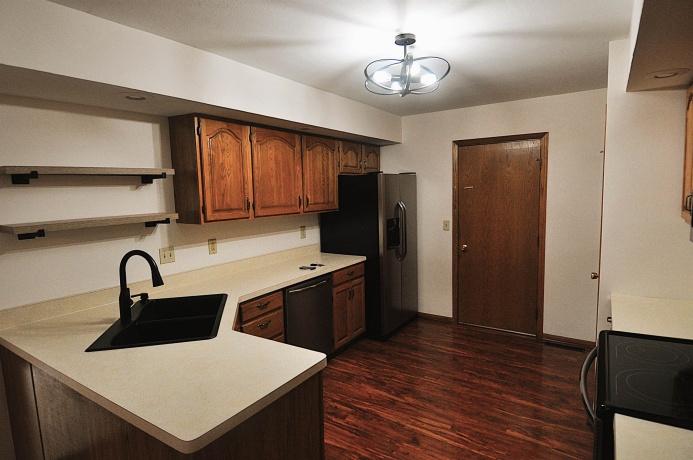 6885 REDANSA, ROCKFORD, Illinois 61108, 2 Bedrooms Bedrooms, ,2 BathroomsBathrooms,Condominium,For Sale,REDANSA,202600961