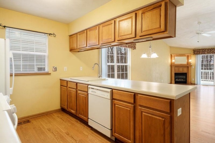 2420 ARNOLD, ROCKFORD, Illinois 61108, 3 Bedrooms Bedrooms, ,3 BathroomsBathrooms,Condominium,For Sale,ARNOLD,202600962