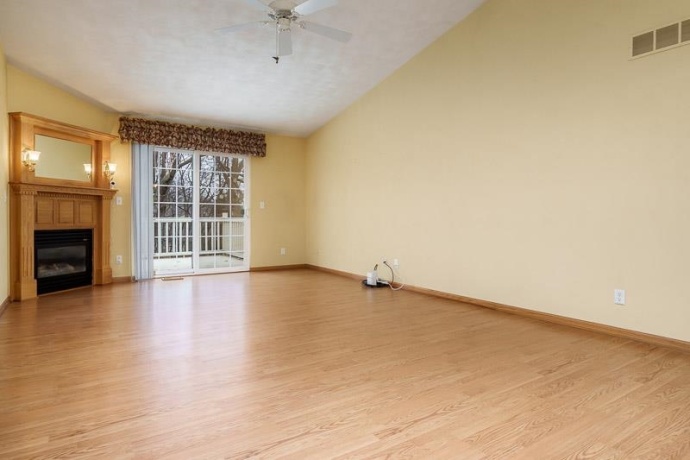 2420 ARNOLD, ROCKFORD, Illinois 61108, 3 Bedrooms Bedrooms, ,3 BathroomsBathrooms,Condominium,For Sale,ARNOLD,202600962