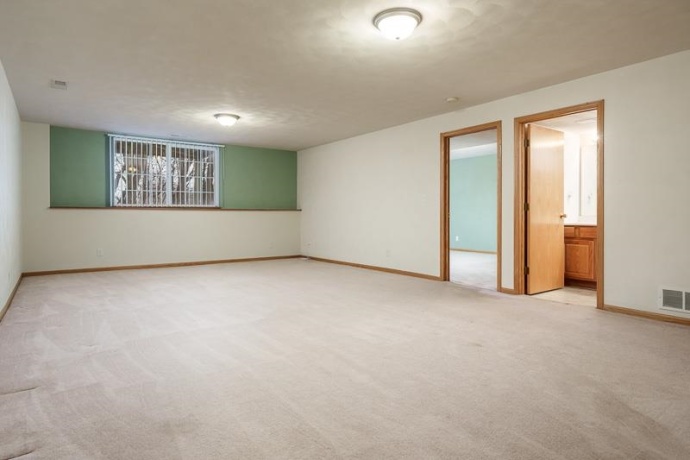 2420 ARNOLD, ROCKFORD, Illinois 61108, 3 Bedrooms Bedrooms, ,3 BathroomsBathrooms,Condominium,For Sale,ARNOLD,202600962