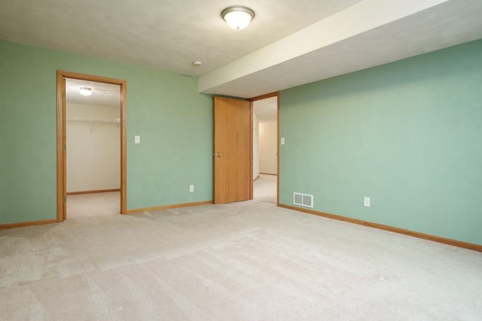 2420 ARNOLD, ROCKFORD, Illinois 61108, 3 Bedrooms Bedrooms, ,3 BathroomsBathrooms,Condominium,For Sale,ARNOLD,202600962