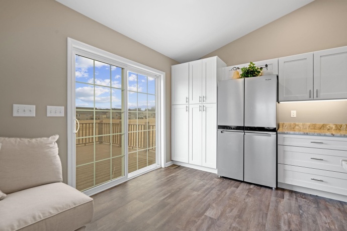 732 Keller, DIXON, Illinois 61021, 2 Bedrooms Bedrooms, ,2 BathroomsBathrooms,Condominium,For Sale,Keller,202600963