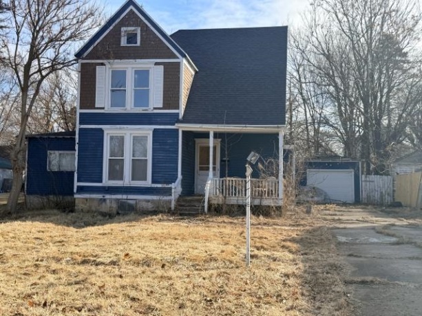 1211 Caroll, FREEPORT, Illinois 61032, 5 Bedrooms Bedrooms, ,2 BathroomsBathrooms,House,For Sale,Caroll,202600970