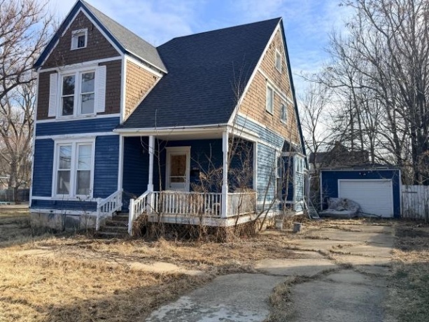 1211 Caroll, FREEPORT, Illinois 61032, 5 Bedrooms Bedrooms, ,2 BathroomsBathrooms,House,For Sale,Caroll,202600970