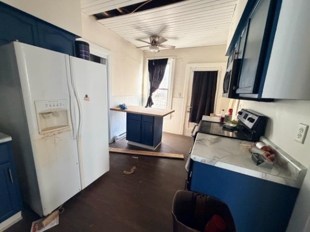 1211 Caroll, FREEPORT, Illinois 61032, 5 Bedrooms Bedrooms, ,2 BathroomsBathrooms,House,For Sale,Caroll,202600970