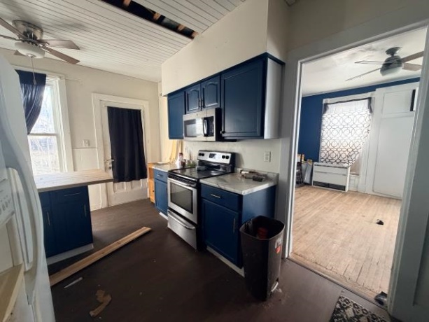 1211 Caroll, FREEPORT, Illinois 61032, 5 Bedrooms Bedrooms, ,2 BathroomsBathrooms,House,For Sale,Caroll,202600970