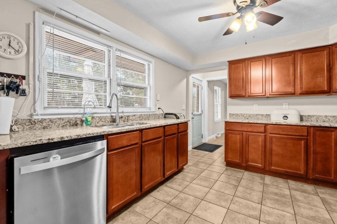 1504 MULFORD, ROCKFORD, Illinois 61108, 3 Bedrooms Bedrooms, ,2 BathroomsBathrooms,House,For Sale,MULFORD,202600971