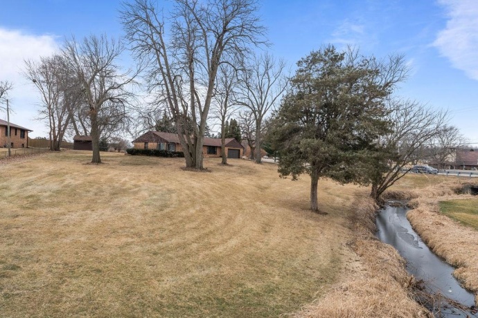 1504 MULFORD, ROCKFORD, Illinois 61108, 3 Bedrooms Bedrooms, ,2 BathroomsBathrooms,House,For Sale,MULFORD,202600971