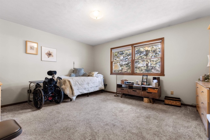 1872 Trainer, ROCKFORD, Illinois 61108, 3 Bedrooms Bedrooms, ,2 BathroomsBathrooms,House,For Sale,Trainer,202600791