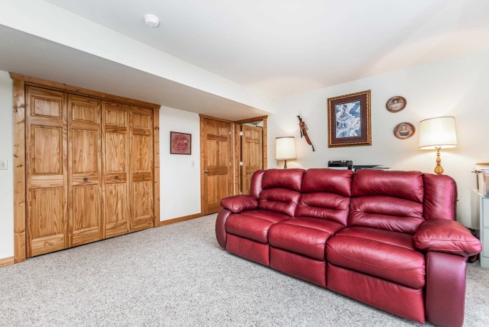 8 Garnet, GALENA, Illinois 61036, 3 Bedrooms Bedrooms, ,3 BathroomsBathrooms,House,For Sale,Garnet,202600973