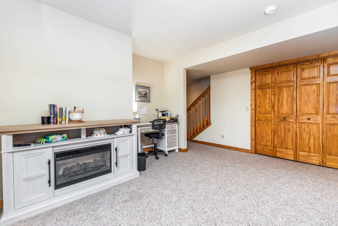 8 Garnet, GALENA, Illinois 61036, 3 Bedrooms Bedrooms, ,3 BathroomsBathrooms,House,For Sale,Garnet,202600973