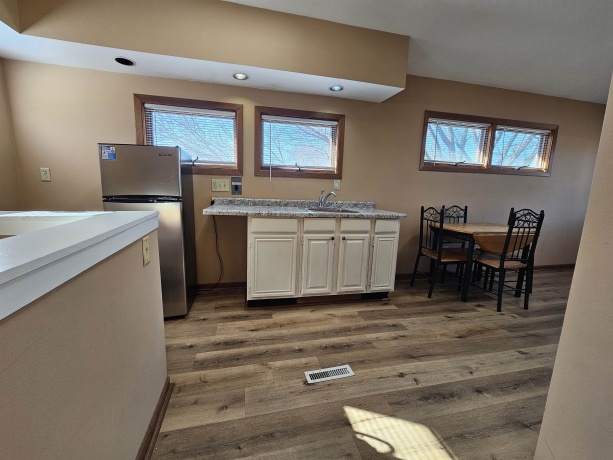 115 Fairview, ROCKFORD, Illinois 61108, 2 Bedrooms Bedrooms, ,1 BathroomBathrooms,House,For Sale,Fairview,202600974