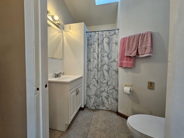 115 Fairview, ROCKFORD, Illinois 61108, 2 Bedrooms Bedrooms, ,1 BathroomBathrooms,House,For Sale,Fairview,202600974