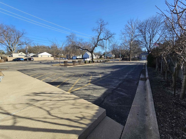 115 Fairview, ROCKFORD, Illinois 61108, 2 Bedrooms Bedrooms, ,1 BathroomBathrooms,House,For Sale,Fairview,202600974