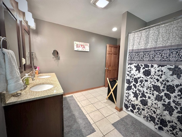 7356 Kishwaukee, STILLMAN VALLEY, Illinois 61084, 4 Bedrooms Bedrooms, ,3 BathroomsBathrooms,House,For Sale,Kishwaukee,202505484