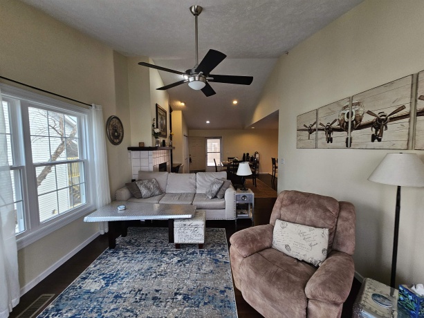 7270 Alpine Road #6, LOVES PARK, Illinois 61111, 2 Bedrooms Bedrooms, ,1 BathroomBathrooms,Condominium,For Sale,Alpine Road #6,202600979